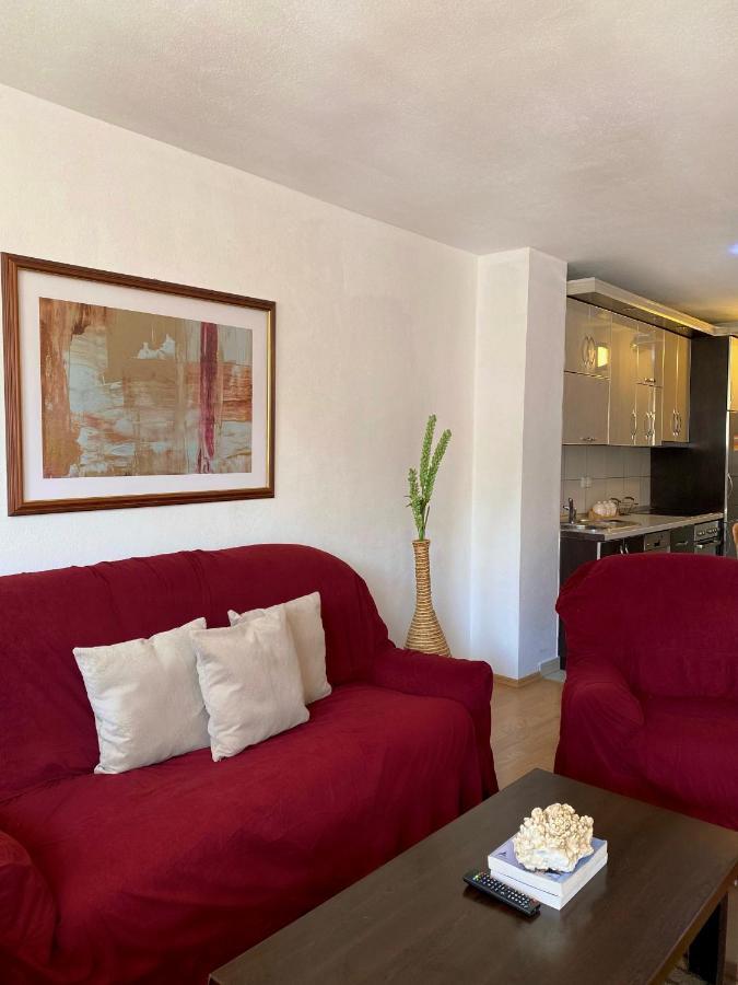 Zogu Apartments - City Center Prishtinë Ngoại thất bức ảnh