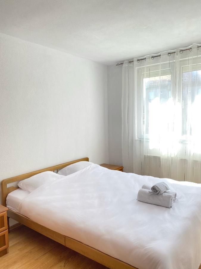 Zogu Apartments - City Center Prishtinë Ngoại thất bức ảnh