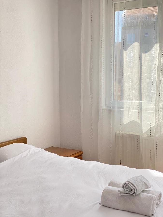 Zogu Apartments - City Center Prishtinë Ngoại thất bức ảnh
